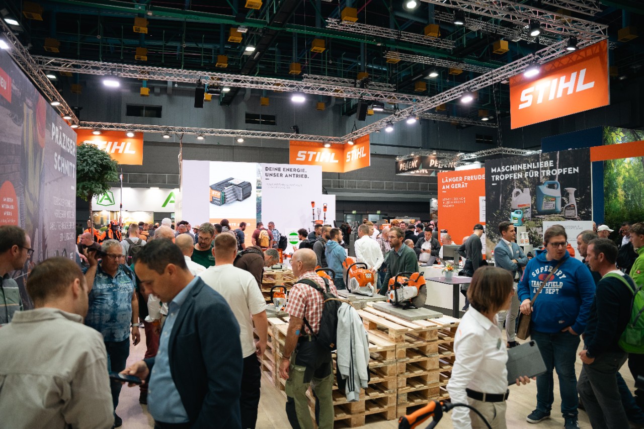 Vor-Ort-Ansicht vom STIHL Stand auf der GaLaBau Messe 2024