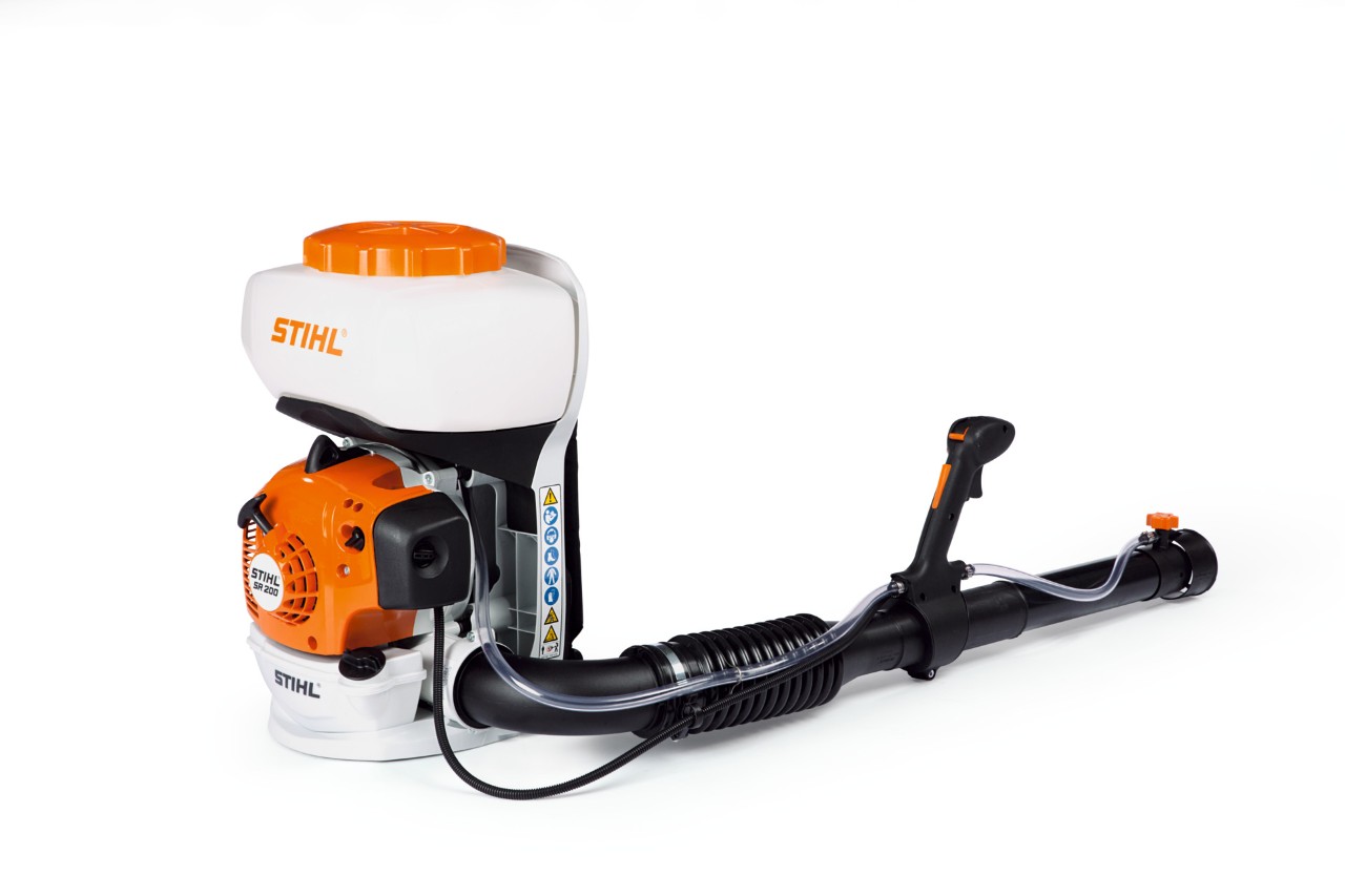 STIHL Sprühgerät SG 51 vor weißem Hintergrund
