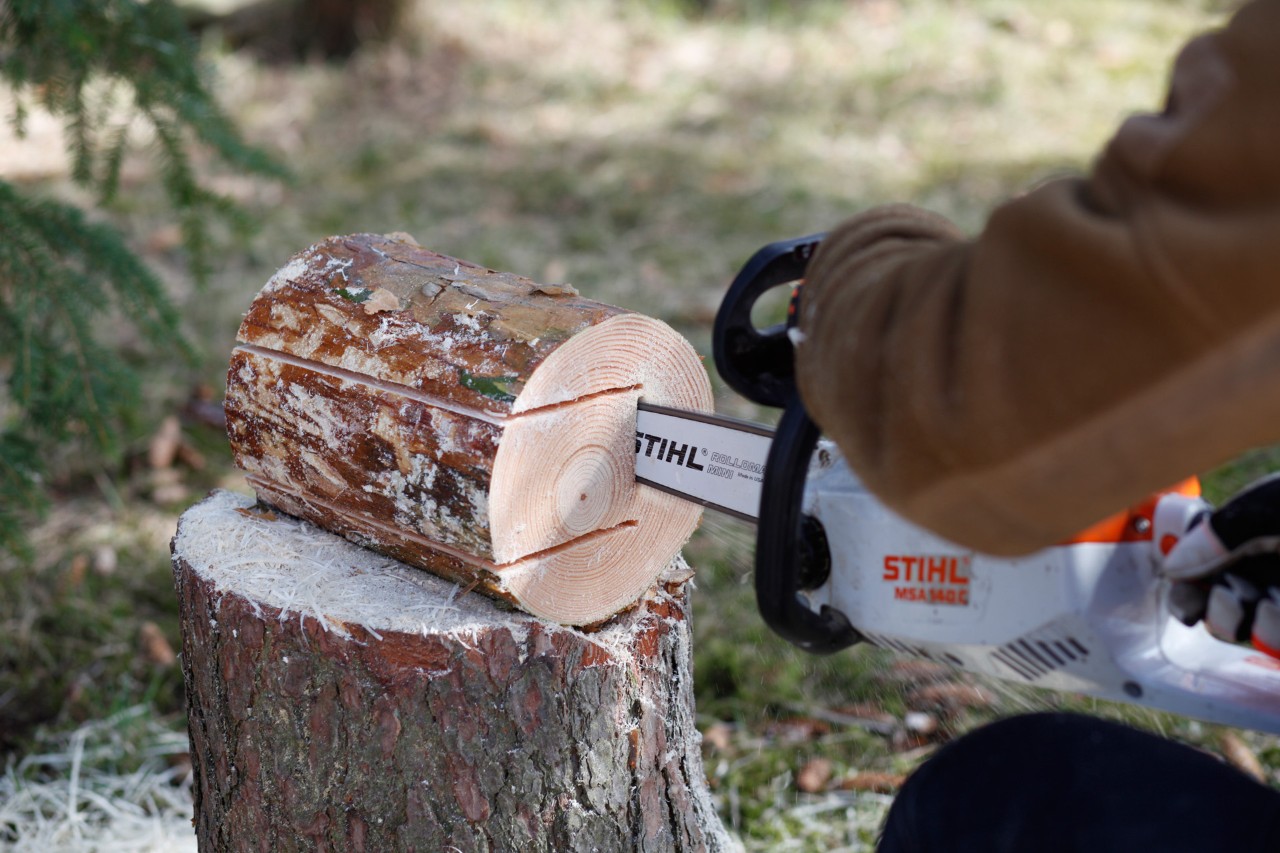 Vogelfutterspender selber bauen