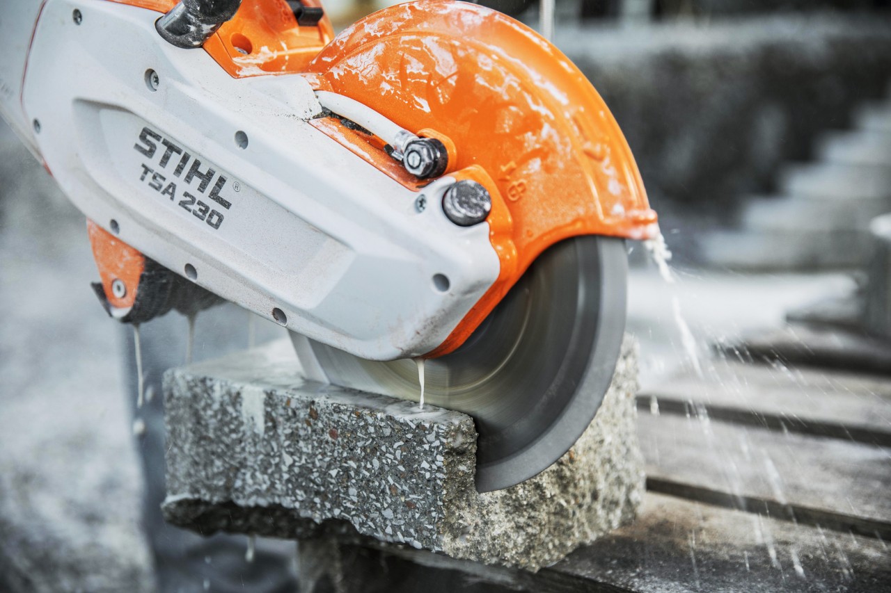 STIHL Akku-Trennschleifer TSA 230 im Einsatz