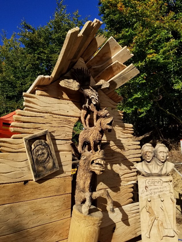 Carving Skulptur Gebrüder Grimm